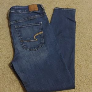 American Eagle Super High Rise Jegging